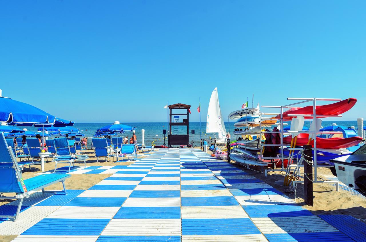Blue Marine Village Роді-Гарганіко Екстер'єр фото
